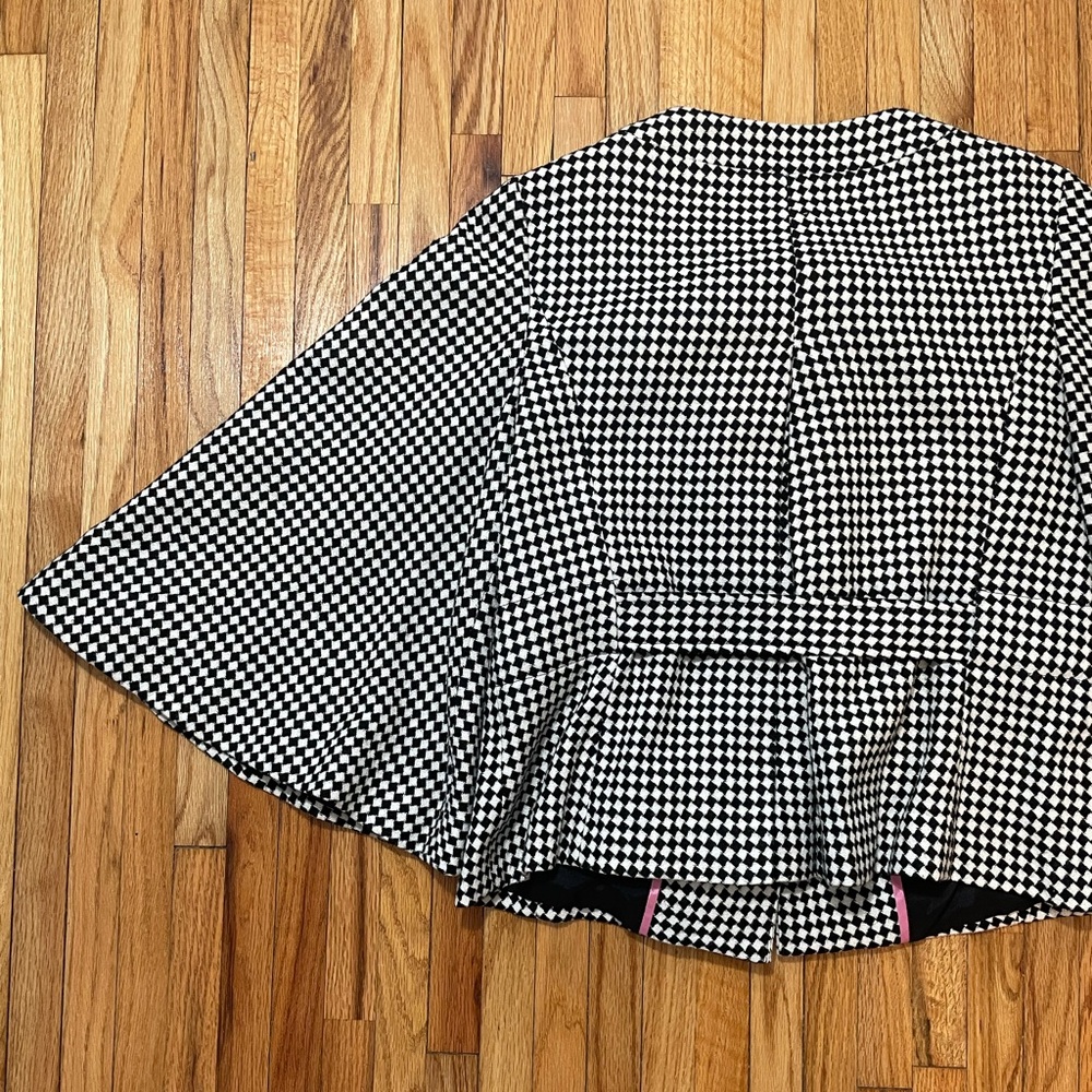 Black & White Checkered Cape Jacket - Picture 8 of 10
